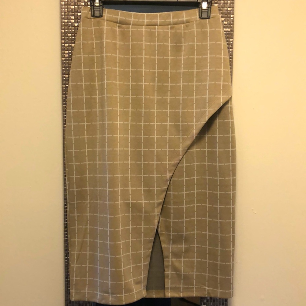 🍒5/$25🍒cute and comfortable skirt